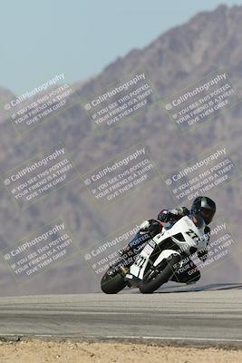 media/Oct-02-2025-Racers Edge (Thu) [[2c91cb6ab3]]/2-A Group/Session 5-Turn 9 (150pm)/